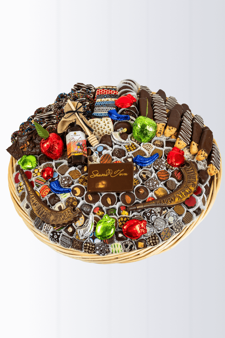ROSH HASHANAH CHOCOLATE CELEBRATION BASKET – 24” INCH
