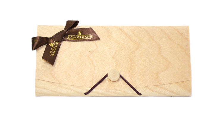 Cookies & Cream Chocolate Bar