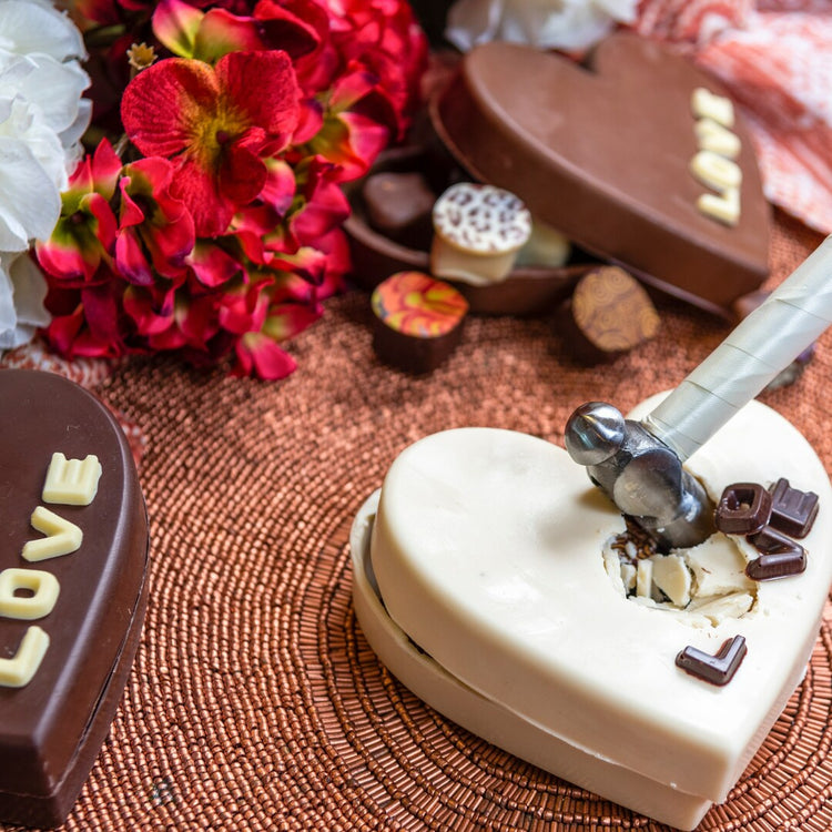 Chocolate Heart Smash Box – LOVE – Small