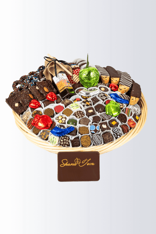 ROSH HASHANAH CHOCOLATE CELEBRATION BASKET – 18” INCH