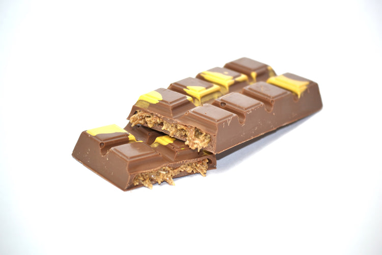 Hazelnut Praline Dubai chocolate Bar - Large